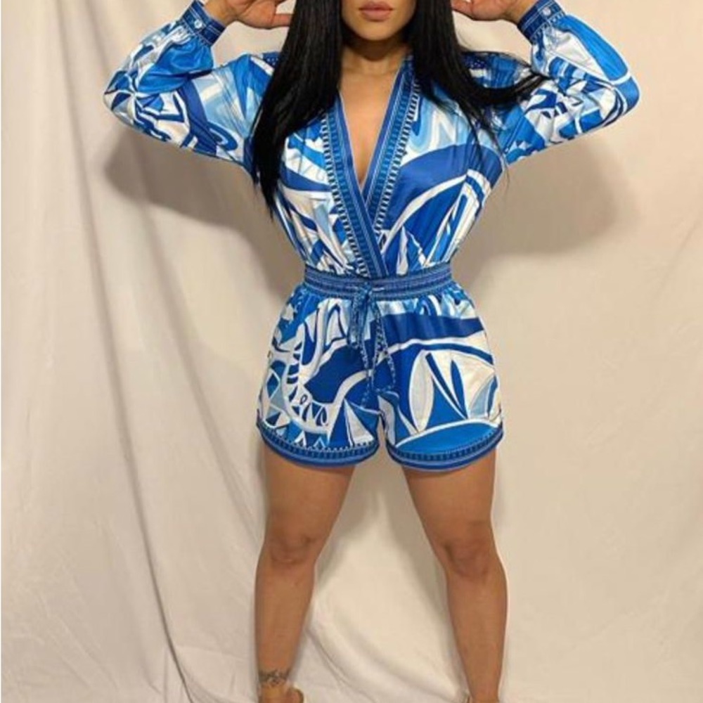 Beautiful and comfortable romper !